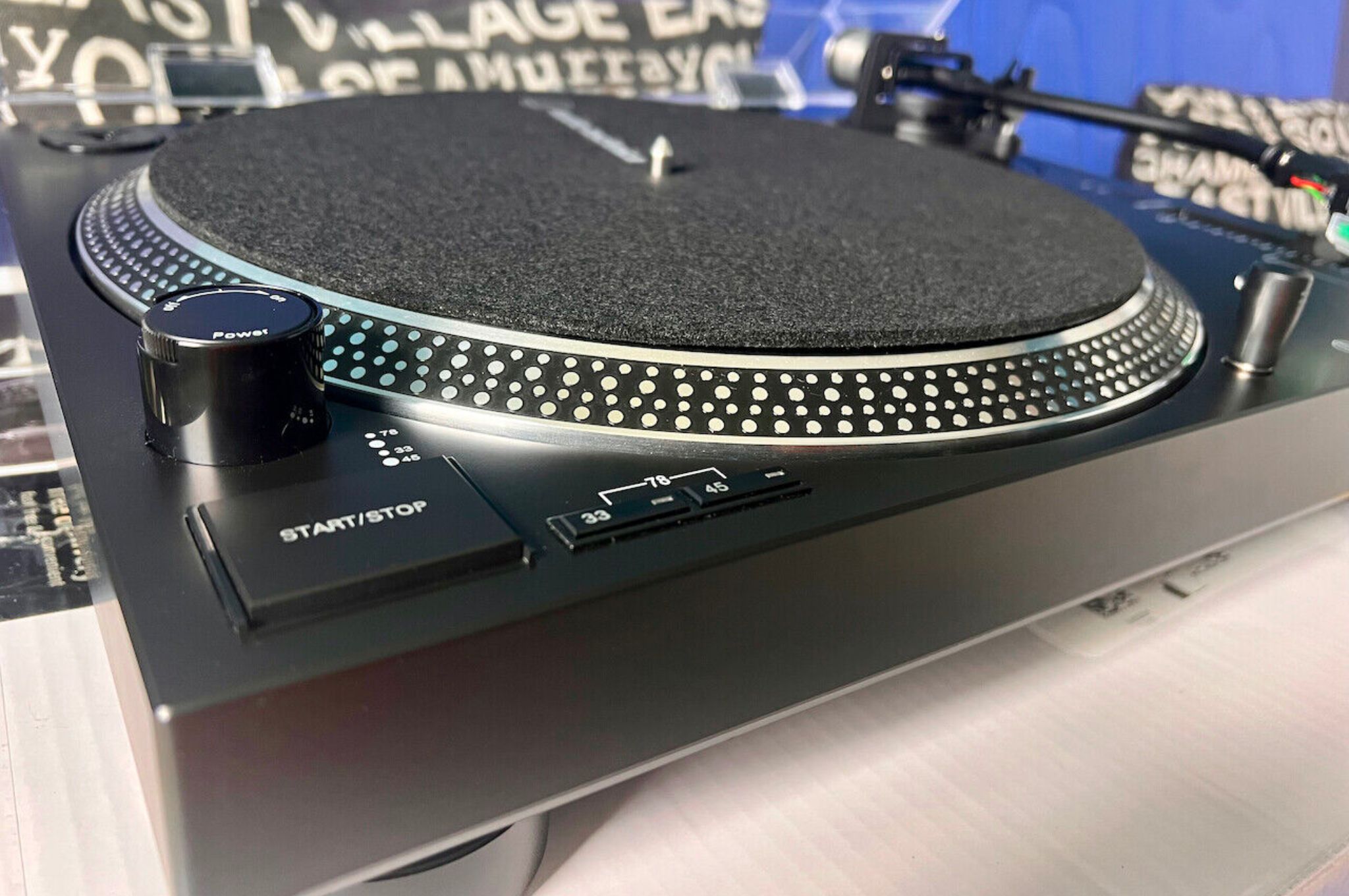 Audio-Technica AT-LP120XUSB turntable in black